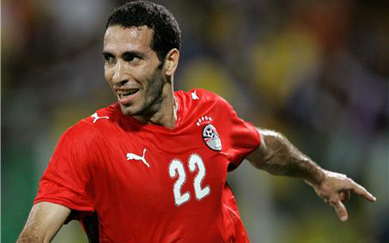   مصر اليوم - أبو تريكة وبركات خارج حسابات إدارة الكرة في القلعة الحمراء